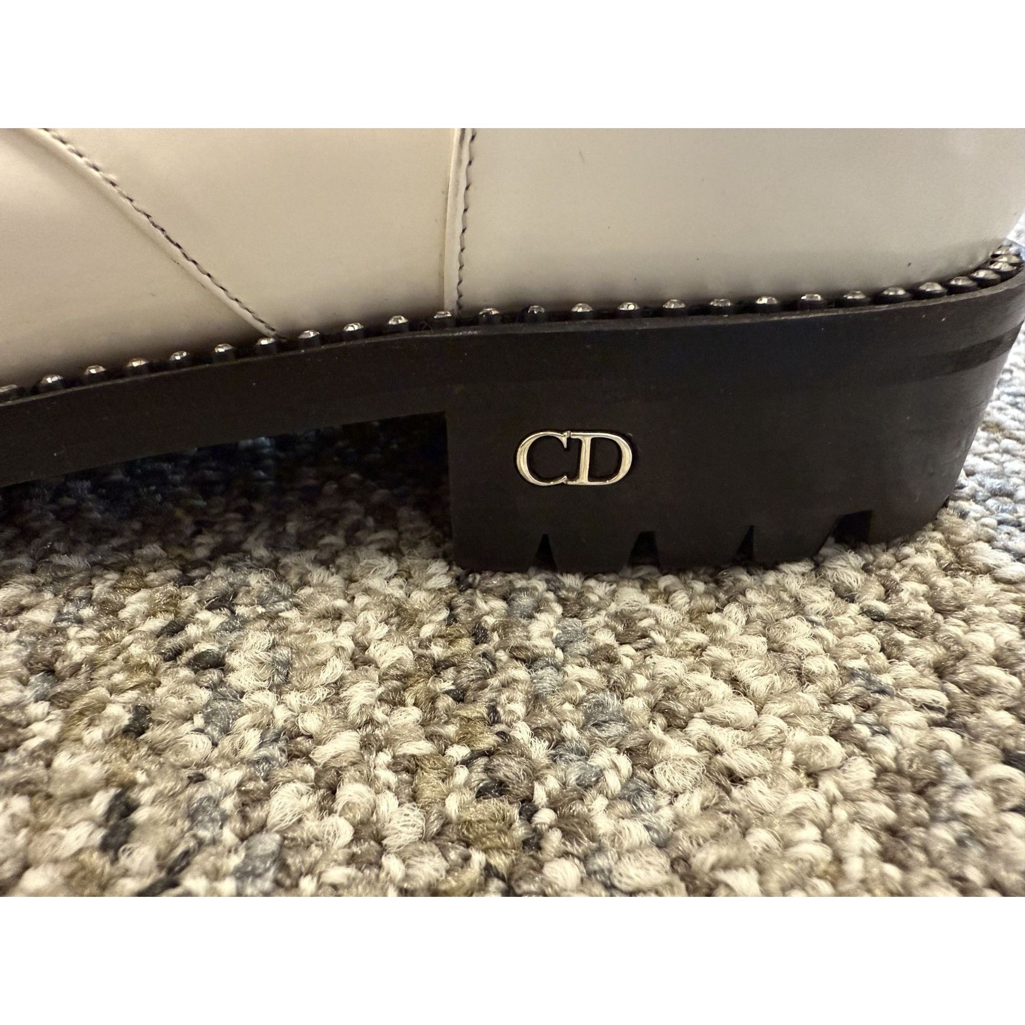 Dior Christian Dior White Leather Lace-Up Ankle Boots With Studde Size US 8 / IT 38 - 5 Thumbnail