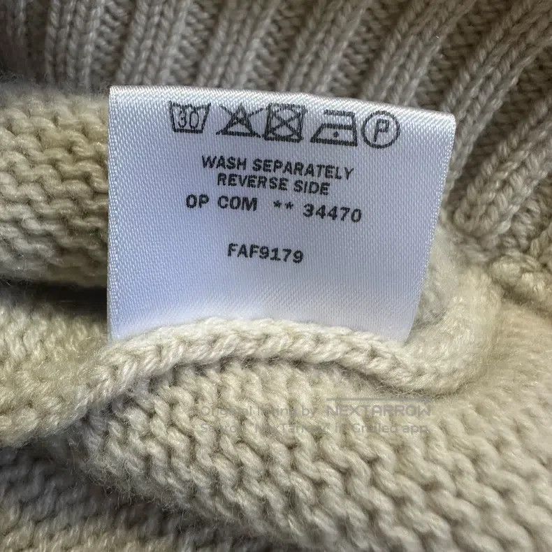 Loro Piana LORO PIANA Off-white cashmere cardigan, jacket coat Size US M / EU 48-50 / 2 - 5 Thumbnail