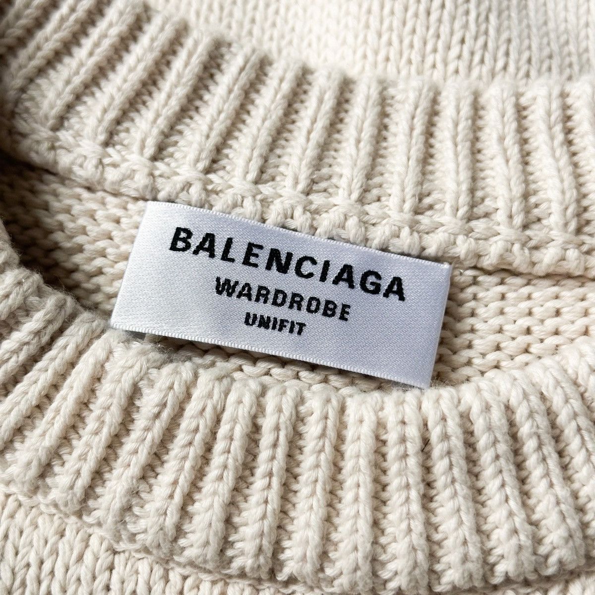 Balenciaga FW21 Bebe Knit Sweater Size US XL / EU 56 / 4 - 3 Thumbnail