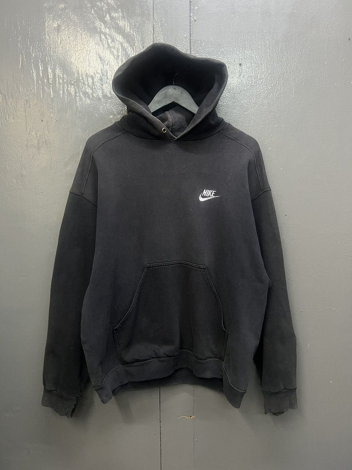 Nike Vintage Nike Hoodies Distress Size US M / EU 48-50 / 2 - 1 Thumbnail