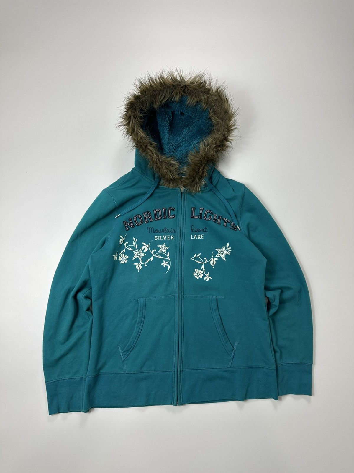 Japanese Brand Abercrombie Fitch Style Faux Fur Hoodie Women's Size M / US 6-8 / IT 42-44 - 1 Thumbnail