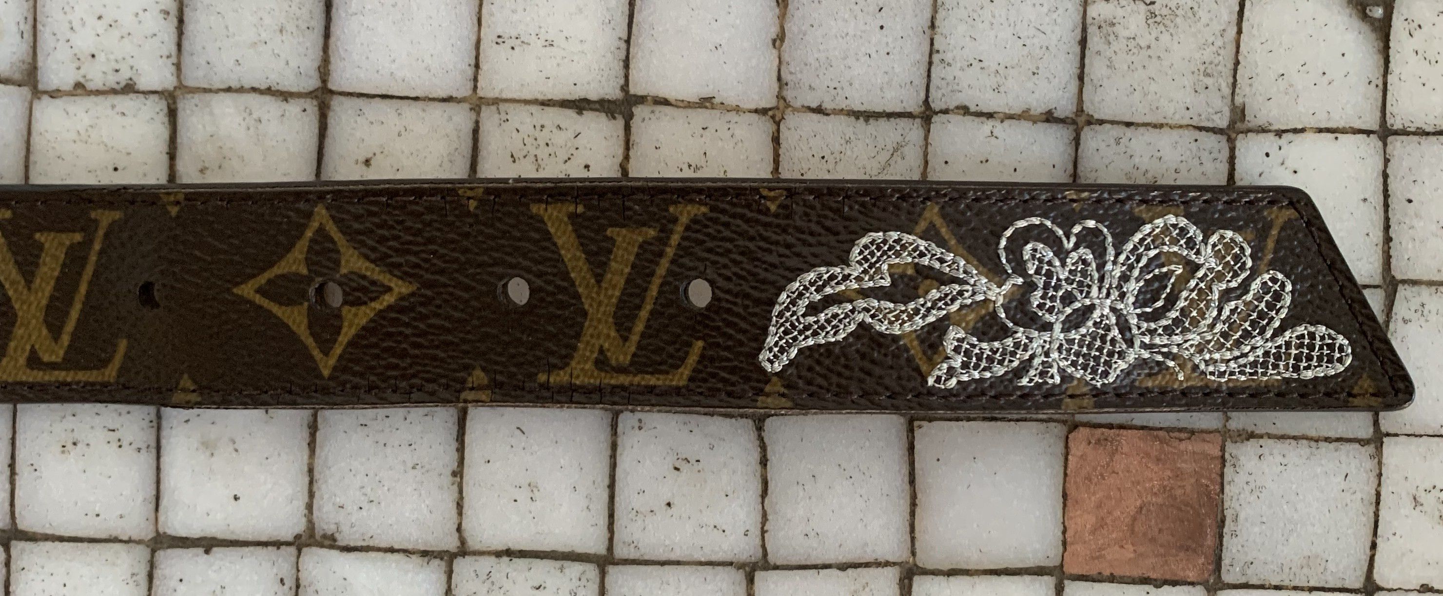 Louis Vuitton S/S 2007 Louis Vuitton Dentelle Monogram Belt + Accessories Size 28 - 7 Thumbnail