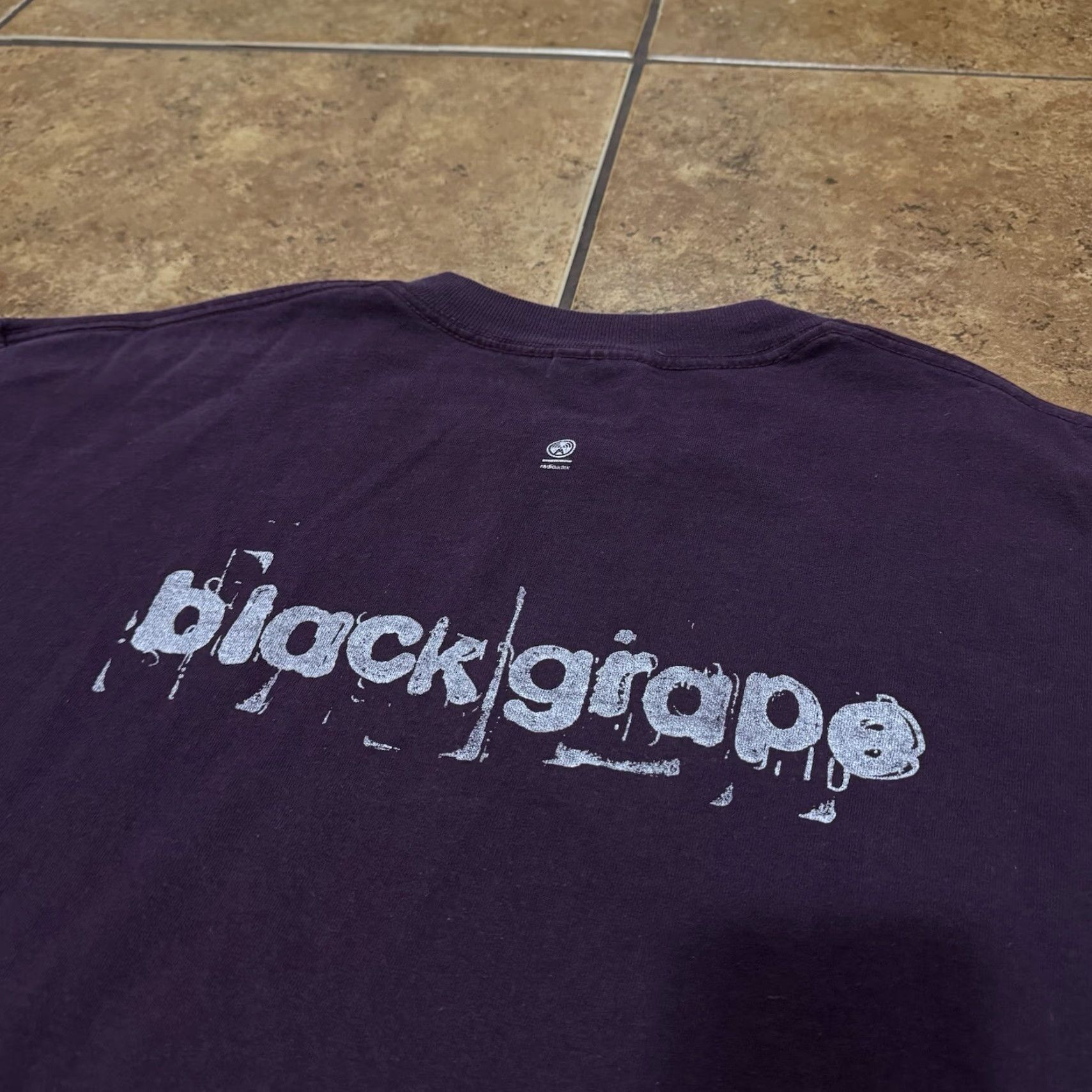Vintage VTG Black Grape Stupid Stupid Stupid Shirt Band Rock Rare Long Sleeve XL Oasis Men T-Shirt Wine Sleeve Long NXOSIS Size US XL / EU 56 / 4 - 3 Thumbnail