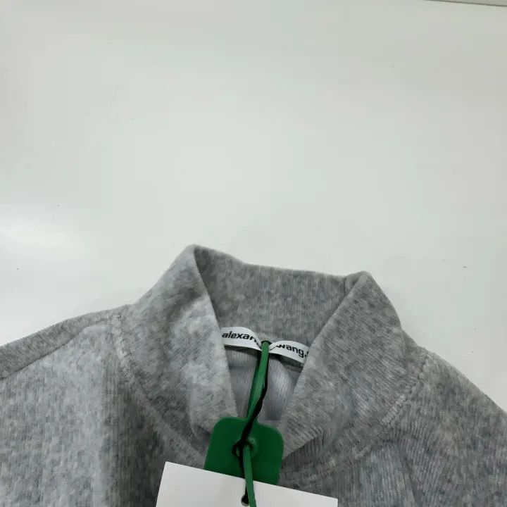 Alexander Wang Alexander Wang Gray Cropped Long Sleeve T-Shirt - Size S / US 4 / IT 40 - 6 Thumbnail