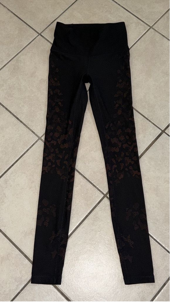 Lululemon LULULEMON MAPPED OUT HR TIGHT 28” CAMO BLACK/BRICK SIZE 4 Size 27" / US 4 / IT 40 - 2 Thumbnail