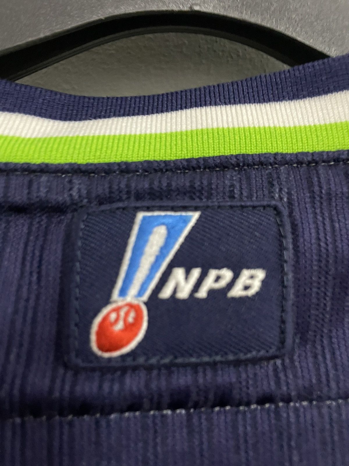 Majestic TOKYO YAKULT SWALLOW Baseball Jersey Player Issue NPB Japan Size US L / EU 52-54 / 3 - 5 Thumbnail