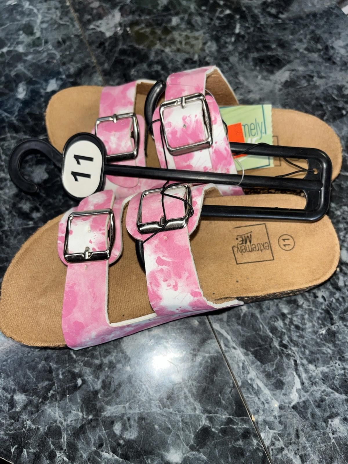 Other NWT Extremely Me Kids Pink Sandals Size 11 Size US 11 / IT 41 - 2 Thumbnail