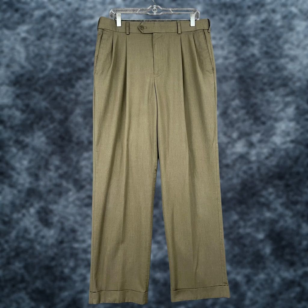 Stafford Stafford Pants Mens 42x30 Classic Fit Pleated Sharkskin Cuffed Rock Taupe Dress Pants NEW
