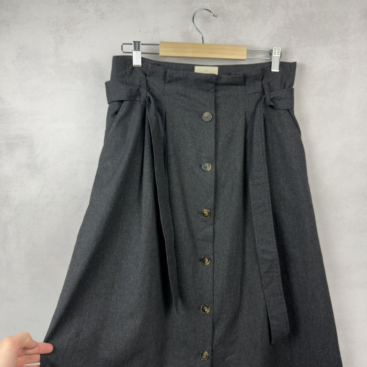 Sezane Sezane Mid-Length Wool Viscose Poly Belted Skirt Size 40 Size 28" / US 6 / IT 42 - 7 Thumbnail