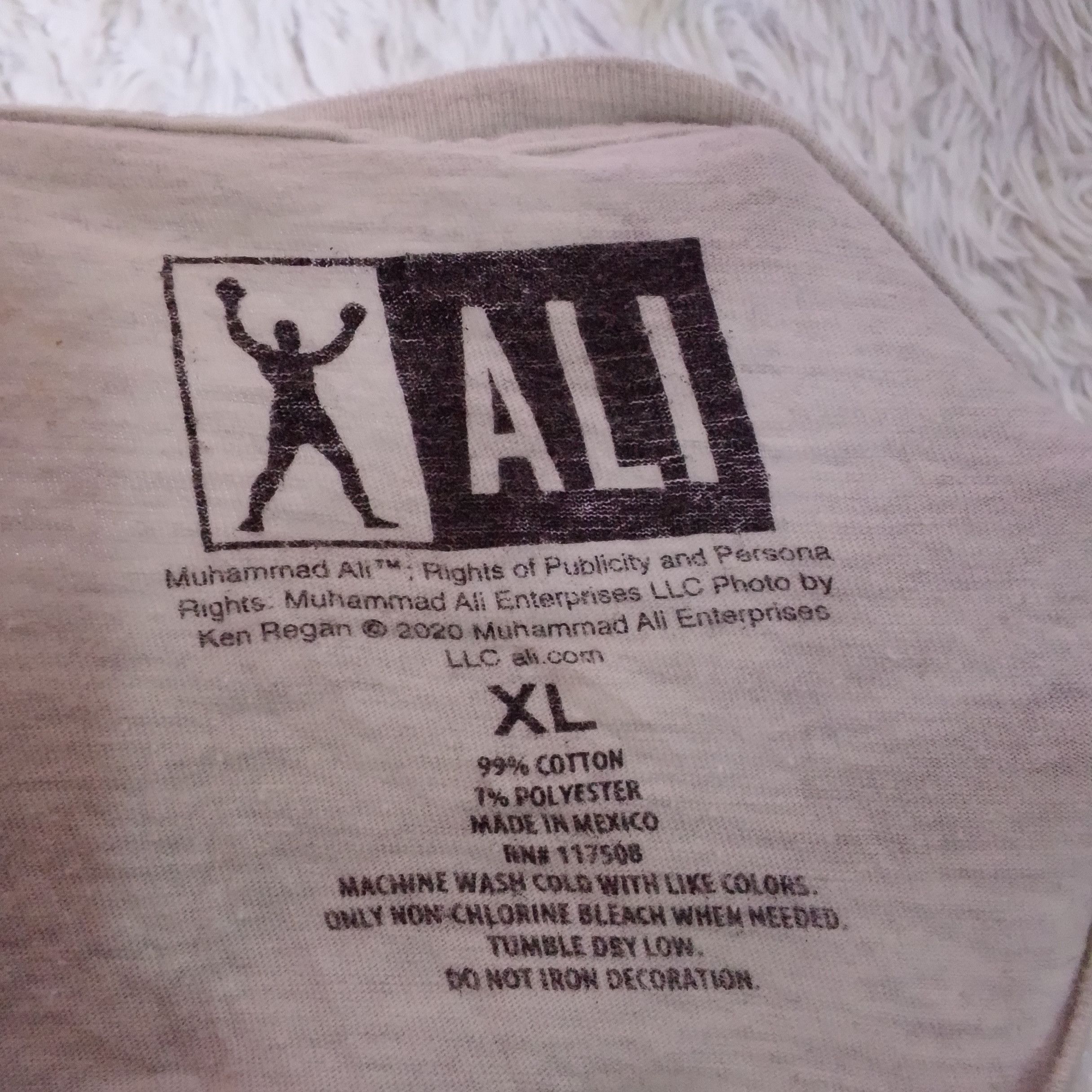 Vintage Muhammad Ali Graphic T-shirt Size US XL / EU 56 / 4 - 5 Thumbnail