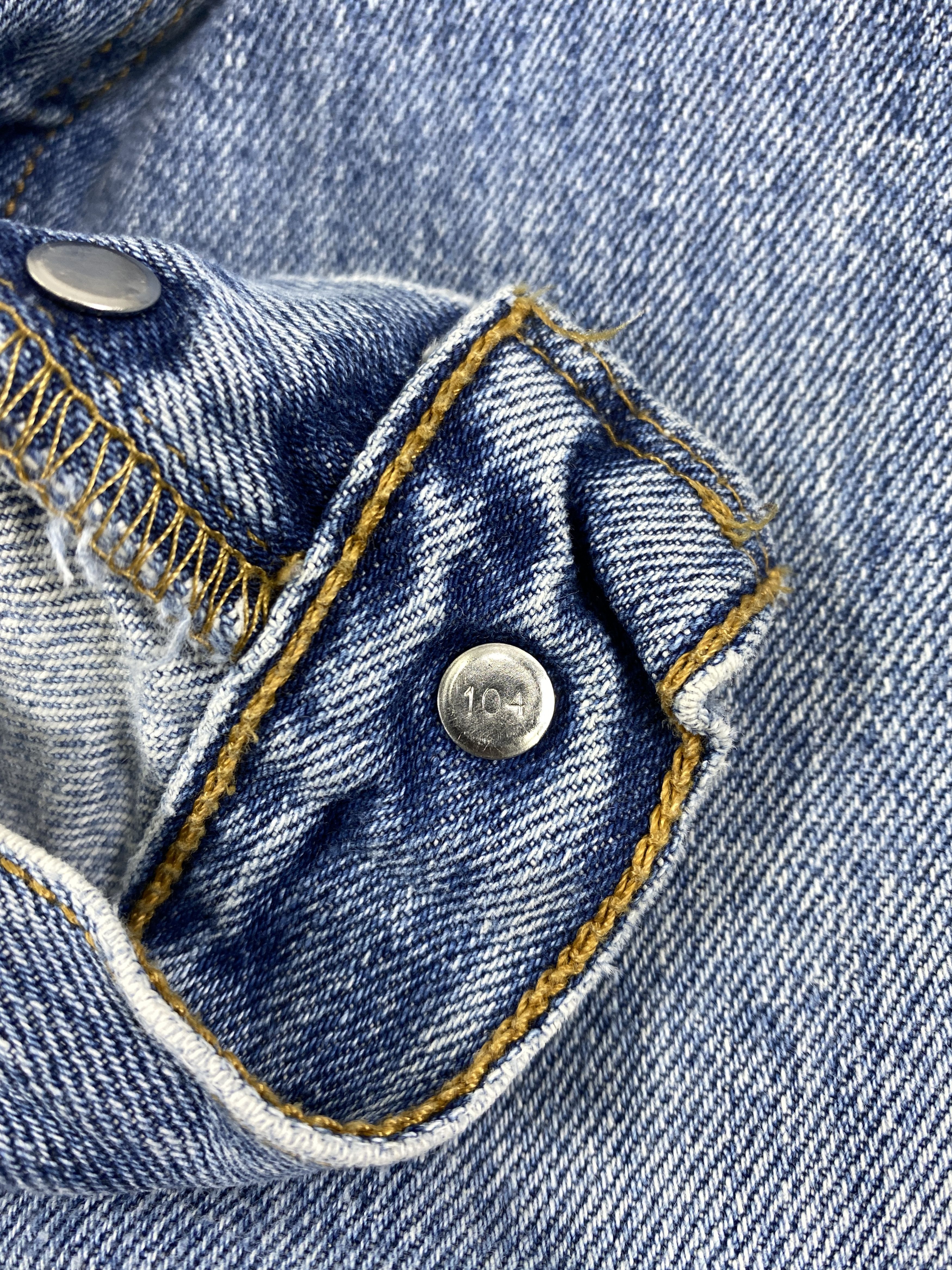 Levi's Mid Blue Vintage Levi's 501 Jeans 37x32.5 Denim -JN1563 Size US 37 - 7 Thumbnail