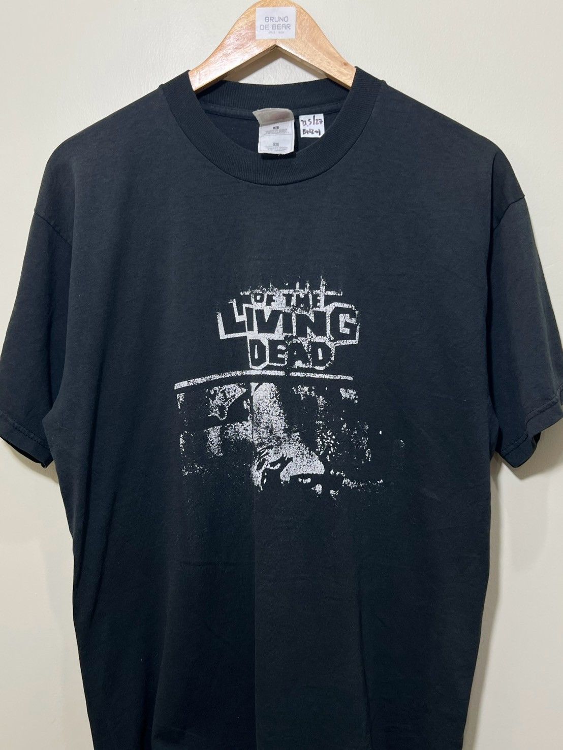 Expert Horror × Vintage Vintage Night of The Living Dead shirt bnz01 Size US L / EU 52-54 / 3 - 2 Thumbnail