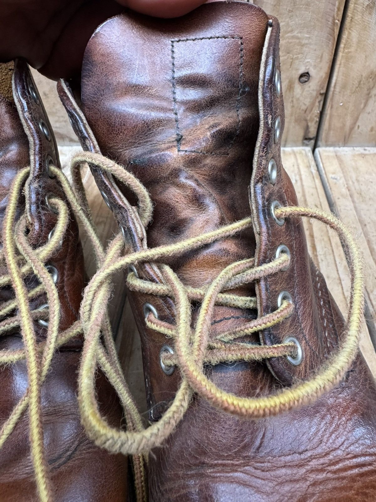 Red Wing Red Wing 9111 Chukka Brown leather boots EUR 39 UK 6 US 7 D Size US 7 / EU 40 - 21 Thumbnail