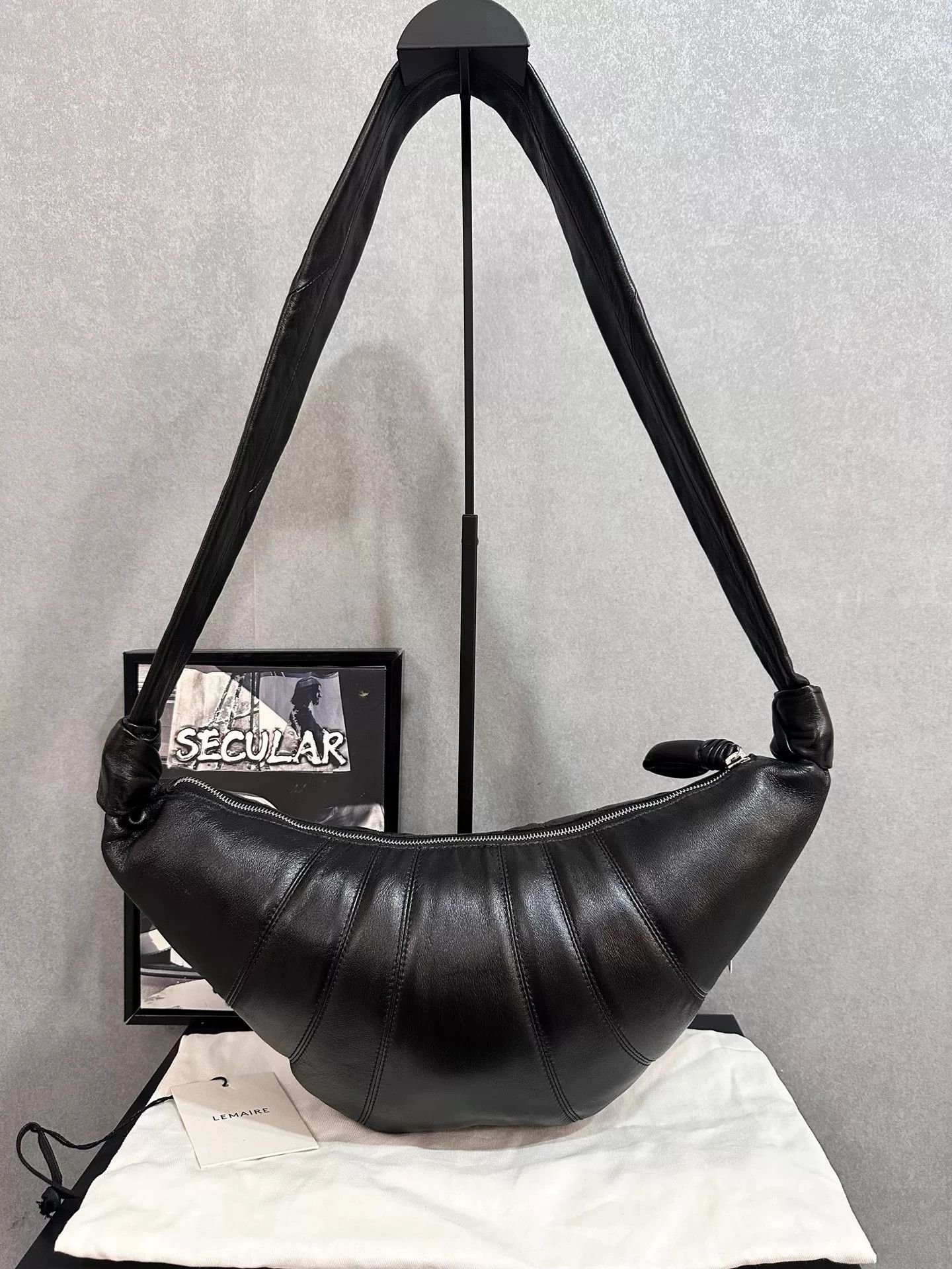 Lemaire Lemaire Medium Black Sheepskin Croissant Bag Size ONE SIZE - 1 Thumbnail