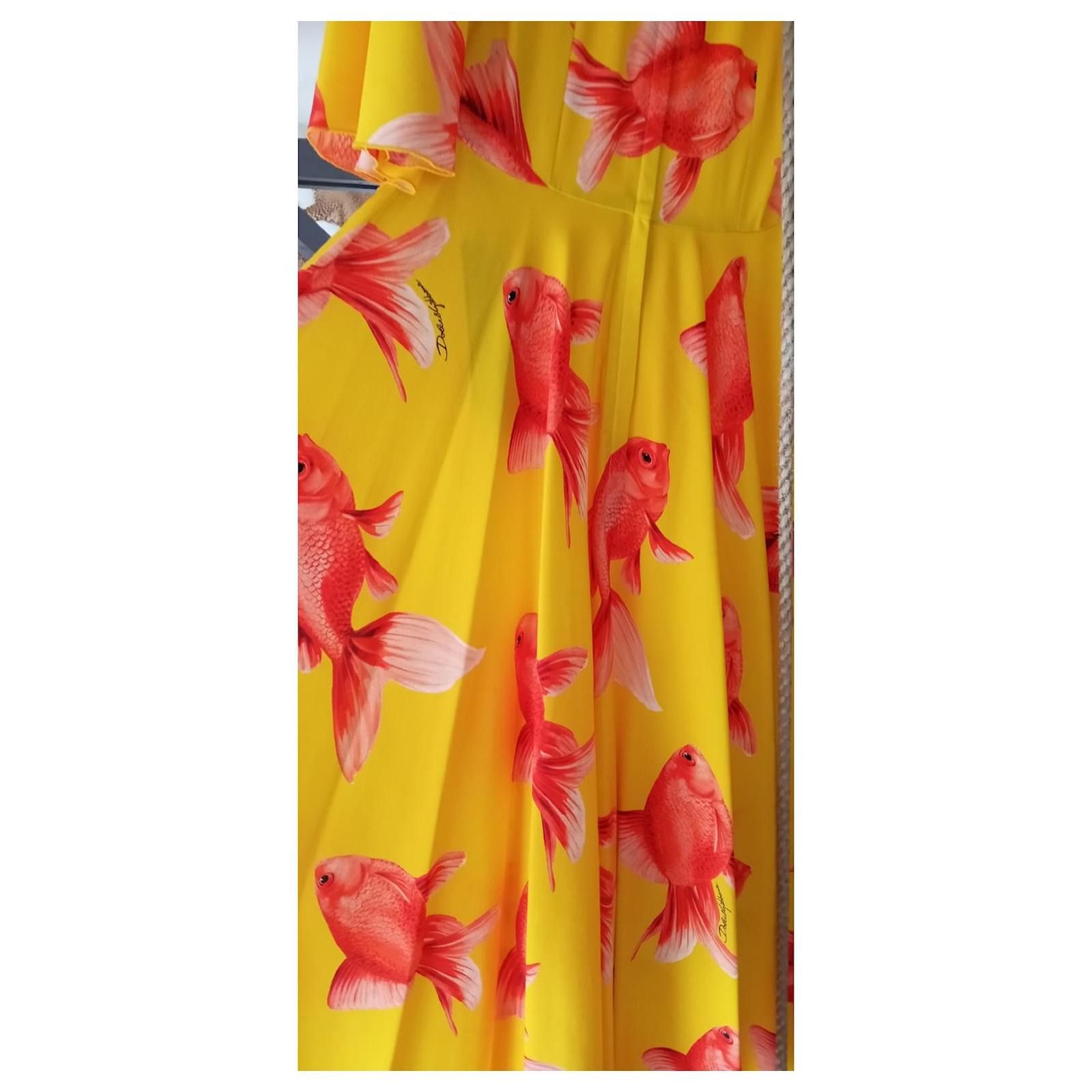 Dolce & Gabbana o1y0825 Midi Dress in Yellow/Red Size S / US 4 / IT 40 - 5 Thumbnail