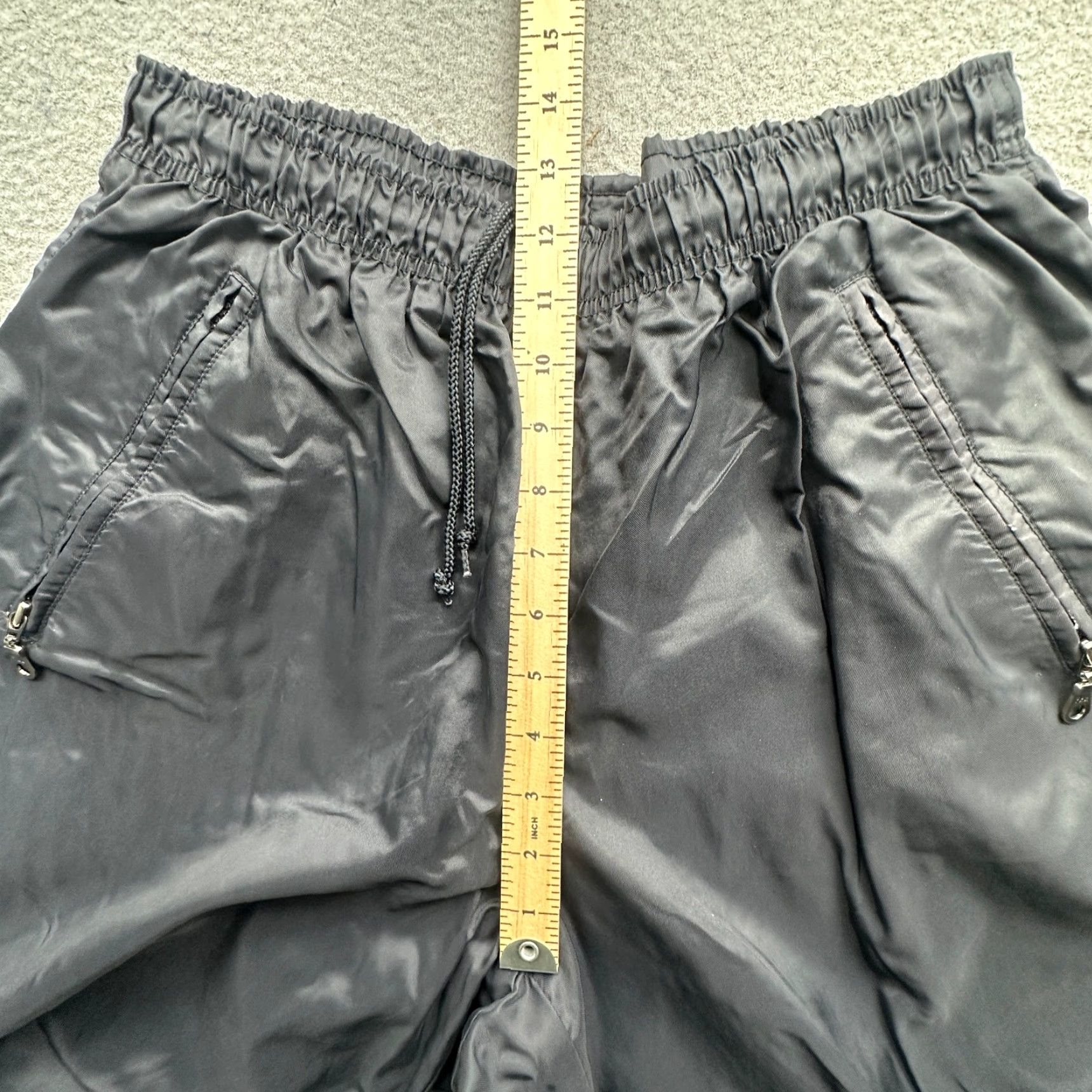 Nike VINTAGE Nike Windbreaker Pants Mens Large Drawstring Zip Lined Nylon Black 90s Ankle Zip Size US 33 - 5 Thumbnail