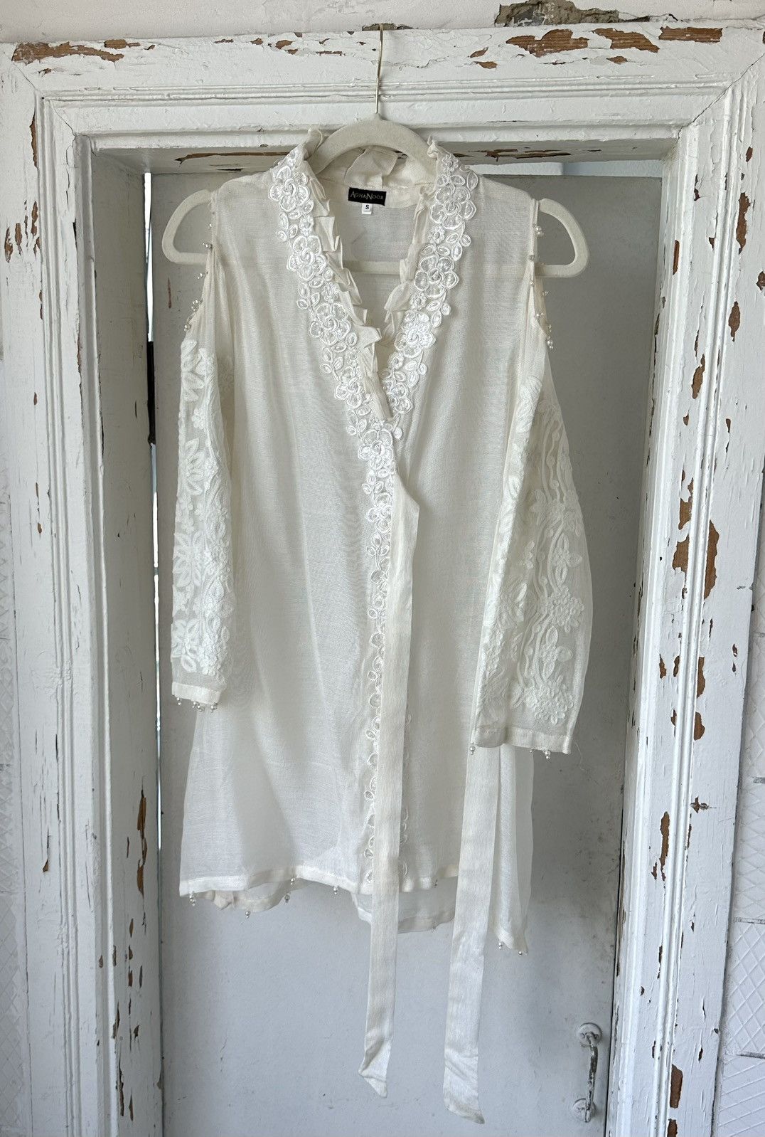 Vintage Vintage Mesh White Embroidered Flowers Blouse Size S / US 4 / IT 40 - 12 Thumbnail