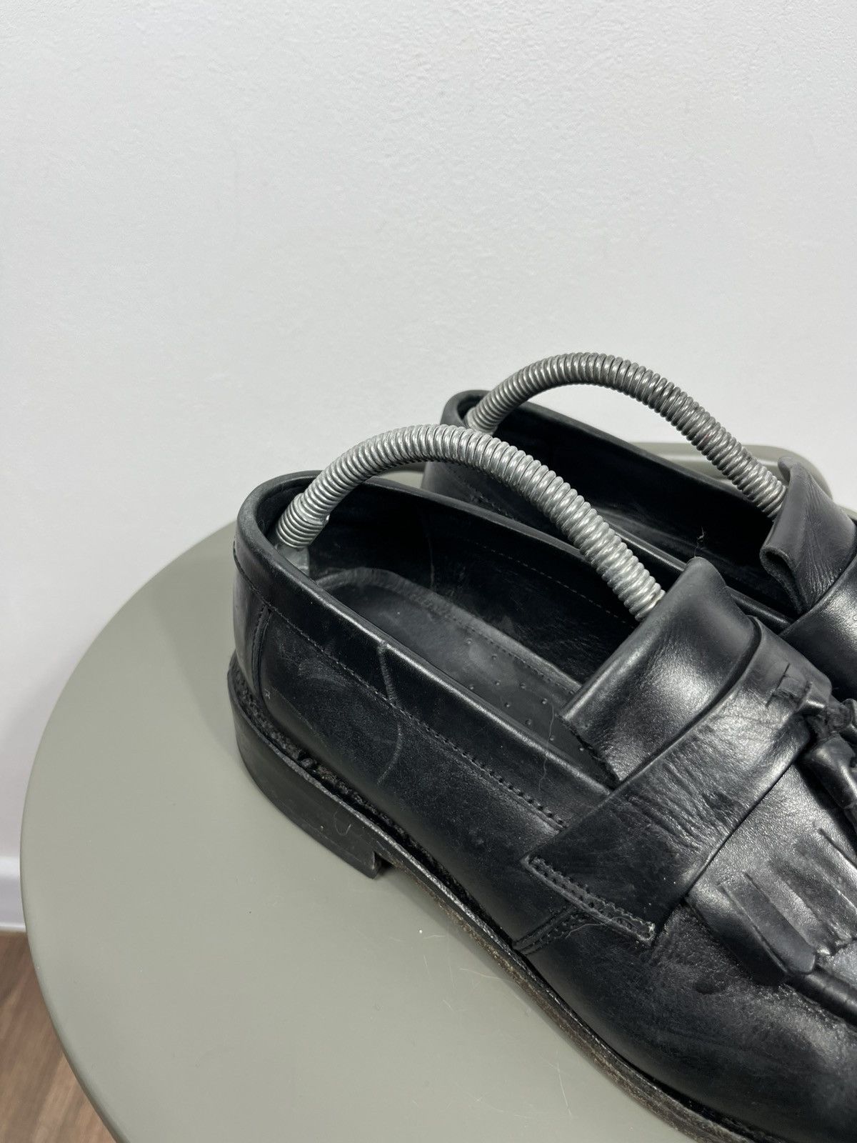 Other Samuel Windsor Black Leather Tassel Loafers Dress Shoes US 8 Size US 8.5 / EU 41-42 - 2 Thumbnail