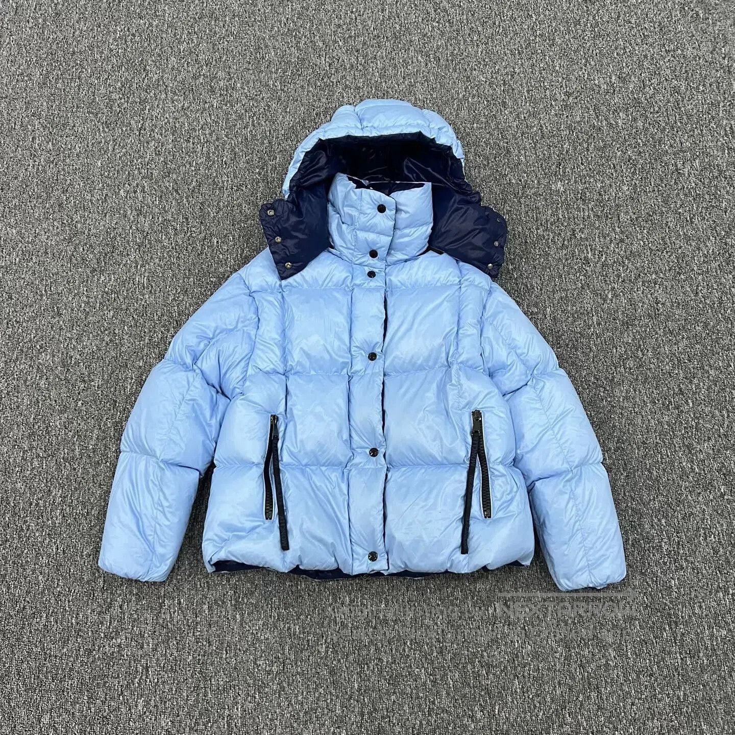 Moncler Moncler Parana Baby Blue Down Jacket| Size US XS / EU 42 / 0 - 1 Thumbnail