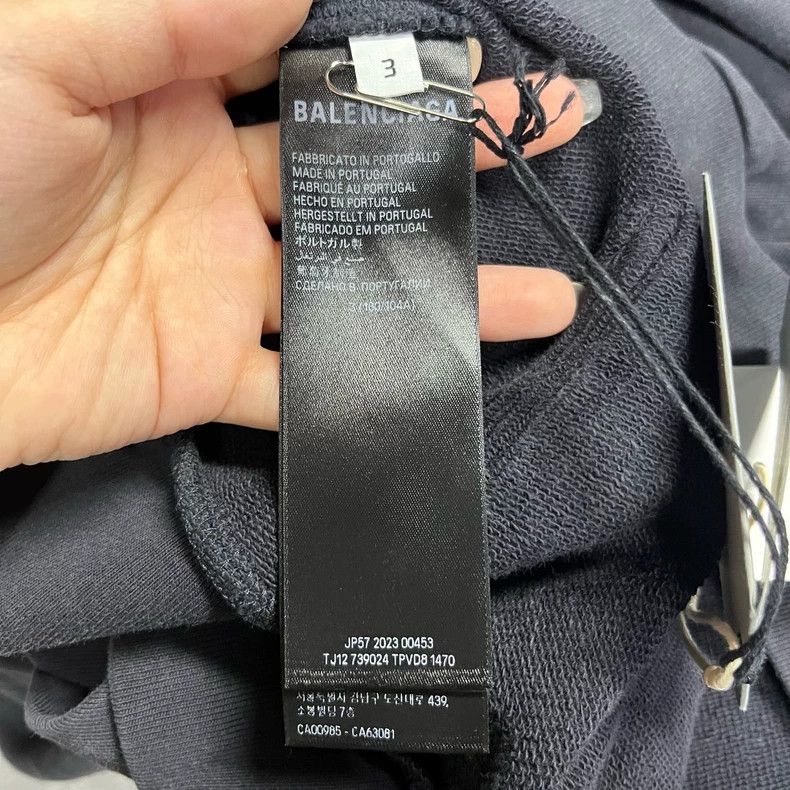 Balenciaga Balenciaga Black monogrammed printed hooded sweatshirt 2505 Size US S / EU 44-46 / 1 - 6 Thumbnail