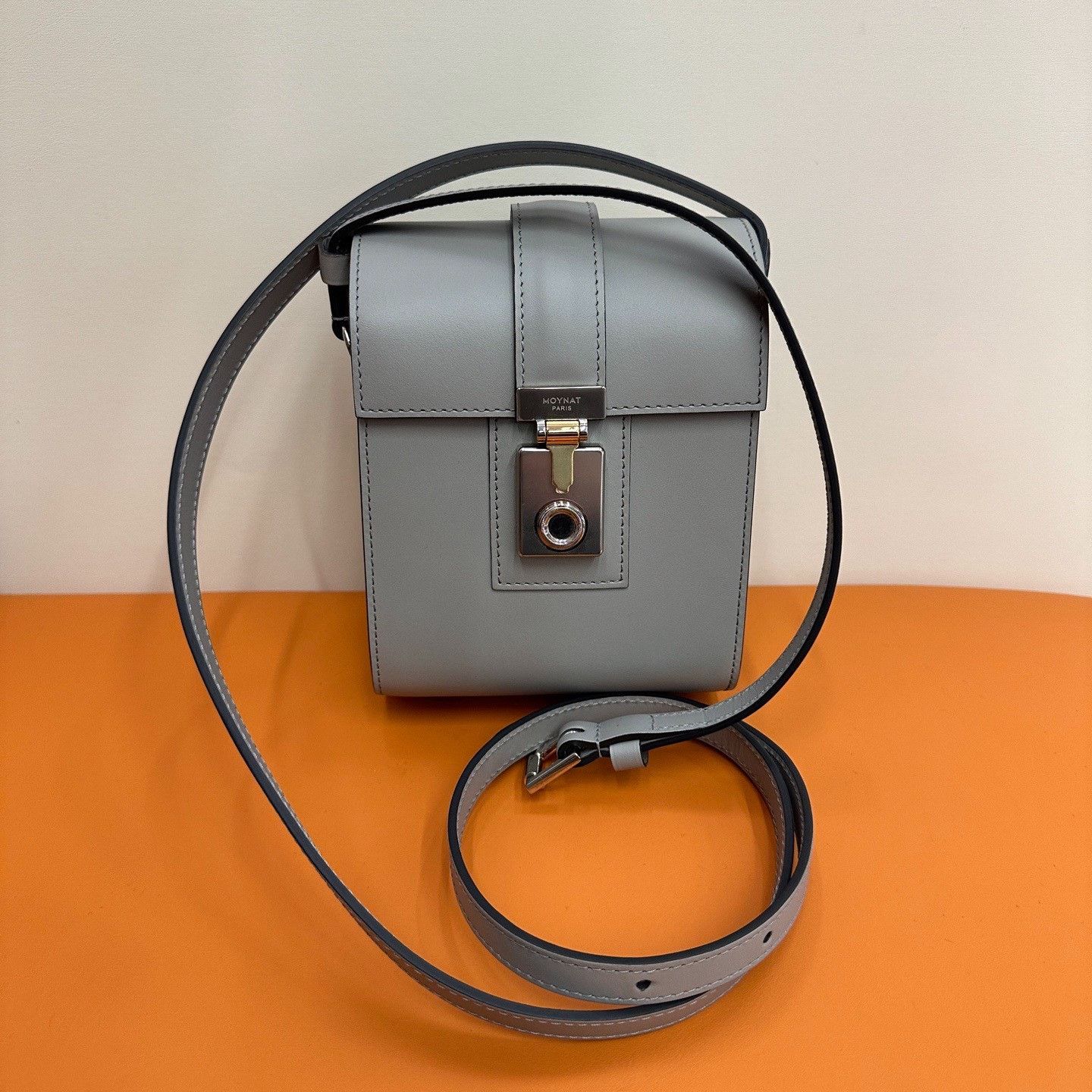 Moynat Moynat Cabotine Small Box Camera Bag Size ONE SIZE - 1 Thumbnail