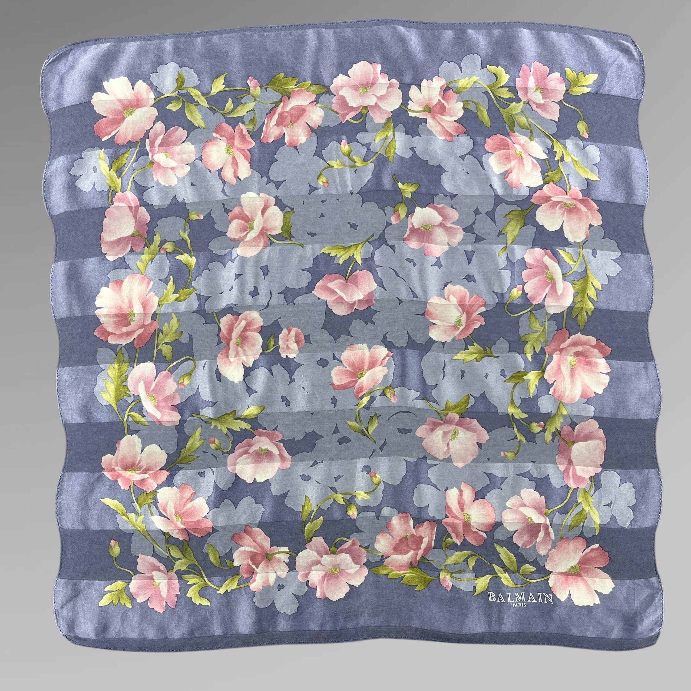 Pierre Balmain Pierre Balmain Handkerchief / Bandana / Neckerchief B404 Size ONE SIZE - 1 Thumbnail