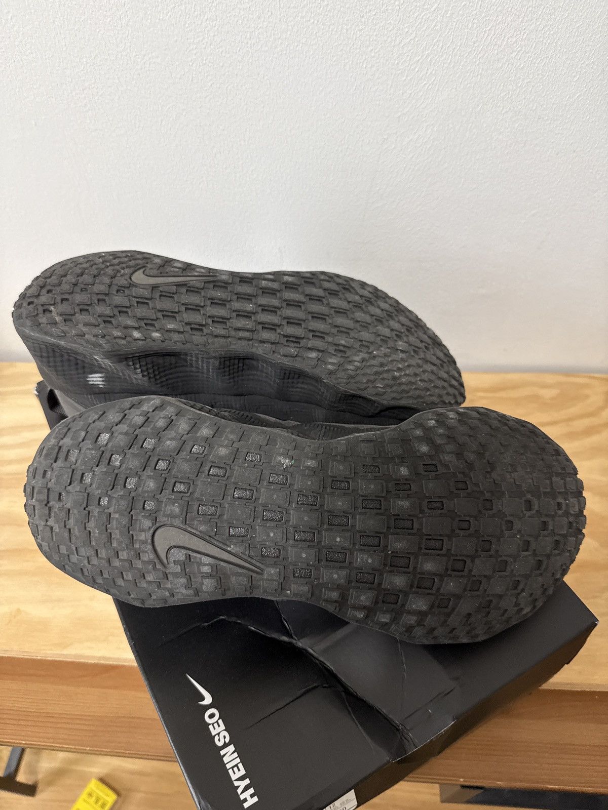 Hyein Seo Nike Ava Rover HYEIN SEO Black Size US 10.5 / EU 43-44 - 3 Thumbnail