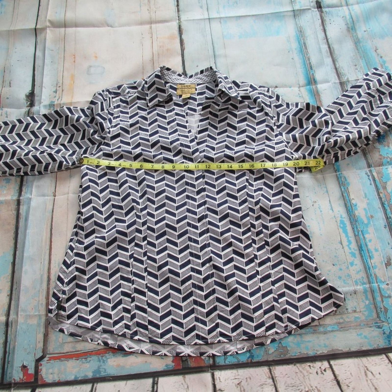 Other Gold Label Investments Blue/White Chevron Plus Size Shirt Size XL / US 12-14 / IT 48-50 - 4 Thumbnail
