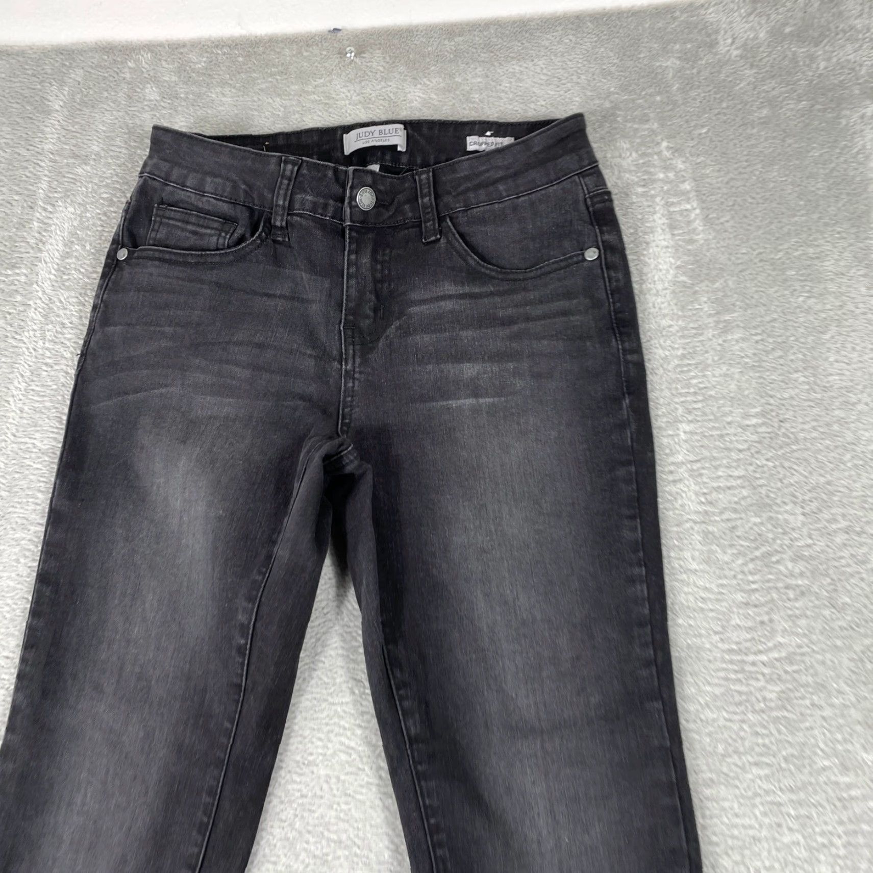 Denime Judy Blue Cropped Jeans Womens 7/28 Black Slim 5-Pocket Denim 26 Inseam 23.5in Distressed Frayed Hem Stretch Denim Size 26" / US 2 / IT 38 - 5 Thumbnail