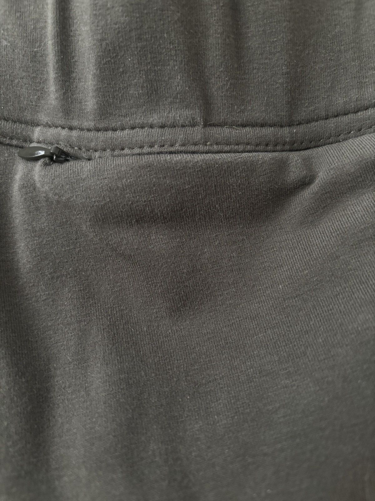 Lands' End Women’s khaki pants.wp1224 Size 42" / US 20 - 8 Thumbnail