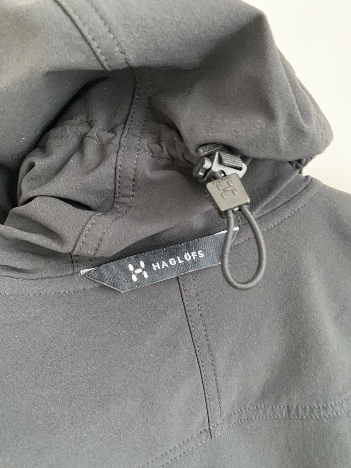 Haglofs Haglofs men's windbreaker jacket Size US S / EU 44-46 / 1 - 8 Thumbnail