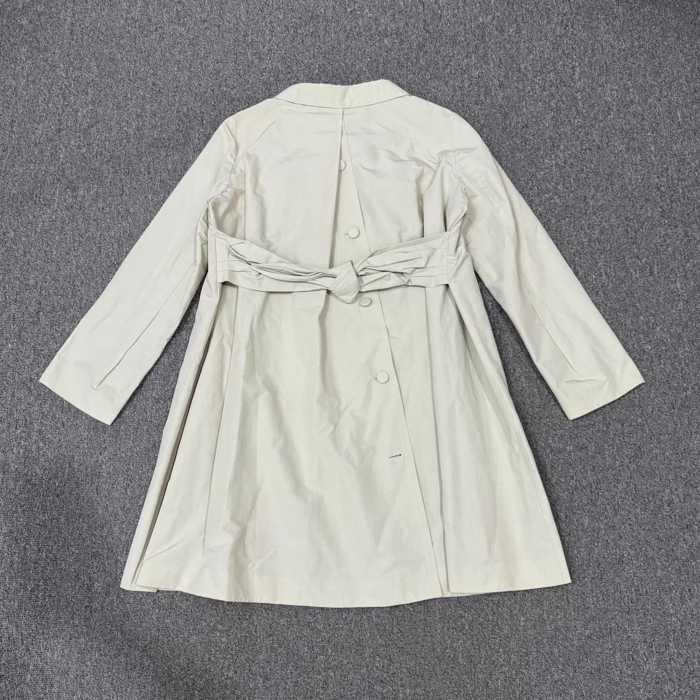 Prada Prada White Trench Coat 44 99new Size M / US 6-8 / IT 42-44 - 2 Thumbnail