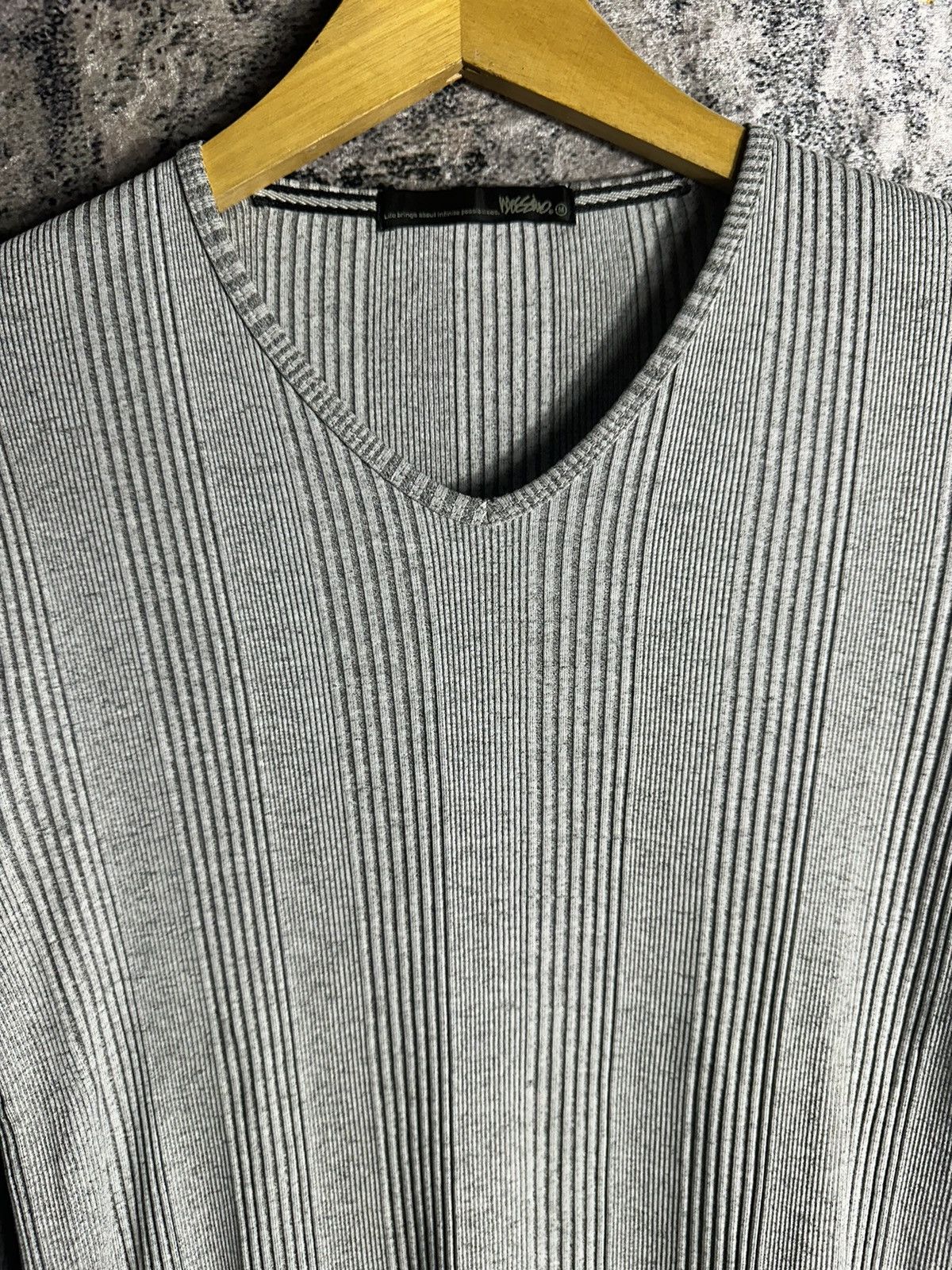 Beauty Beast IF SIX WAS NINE LGB STYLE MOSSIMO LONG SLEEVE Size US M / EU 48-50 / 2 - 3 Thumbnail