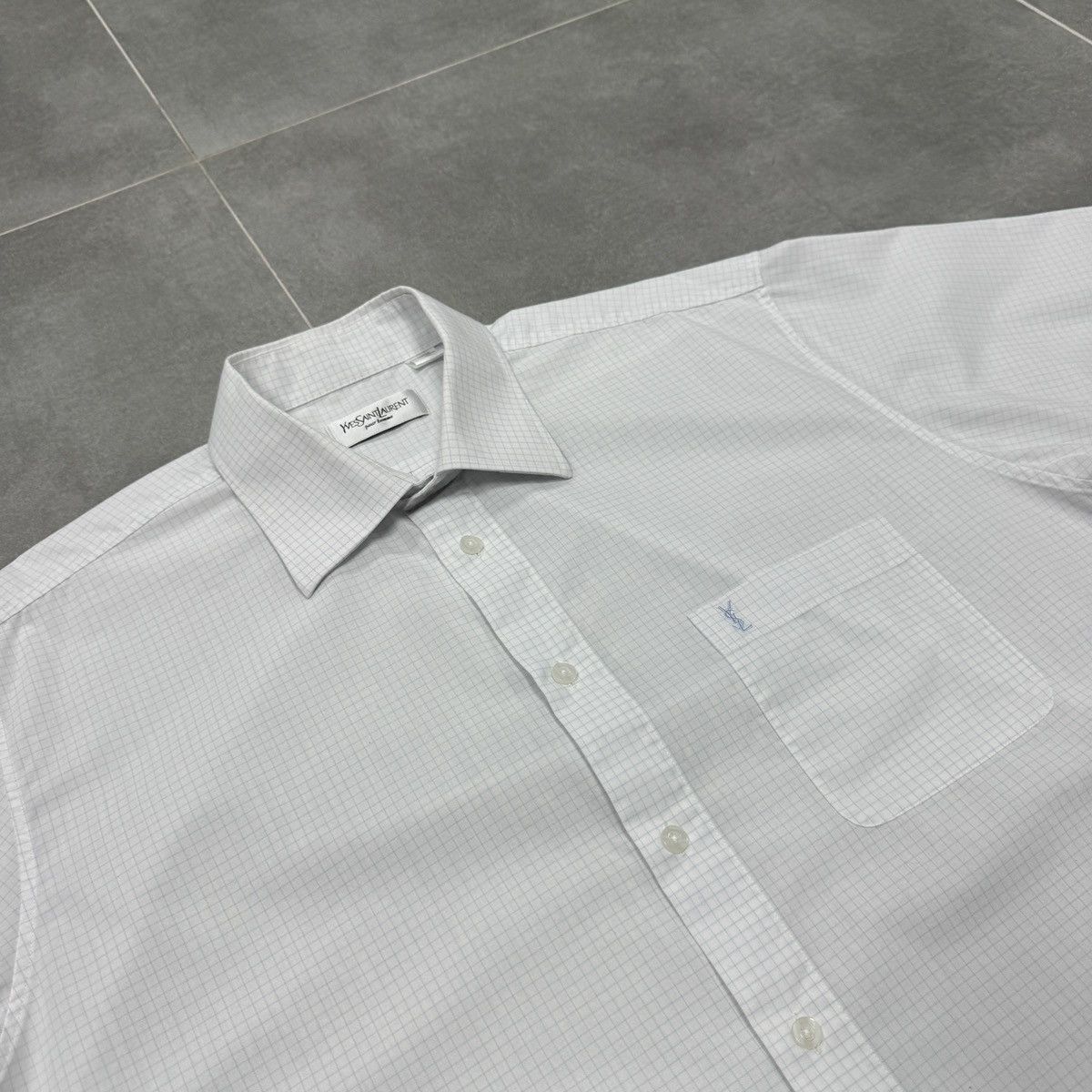 Yves Saint Laurent Yves Saint Laurent Short Sleeve Button Shirt White Checked Size US L / EU 52-54 / 3 - 10 Thumbnail