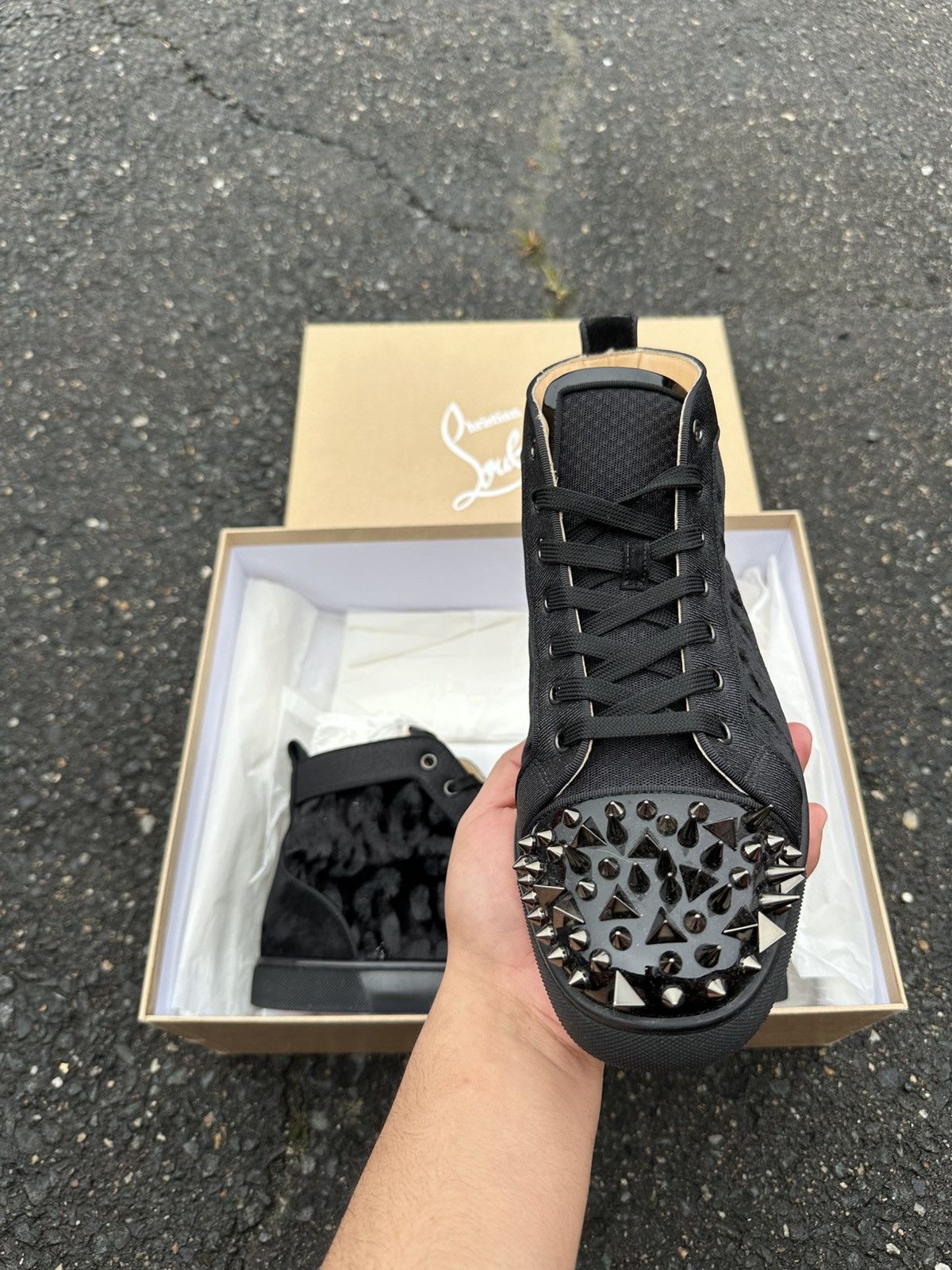 Christian Louboutin Christian Louboutin High Top Sneaker All Black Size US 9.5 / EU 42-43 - 11 Thumbnail