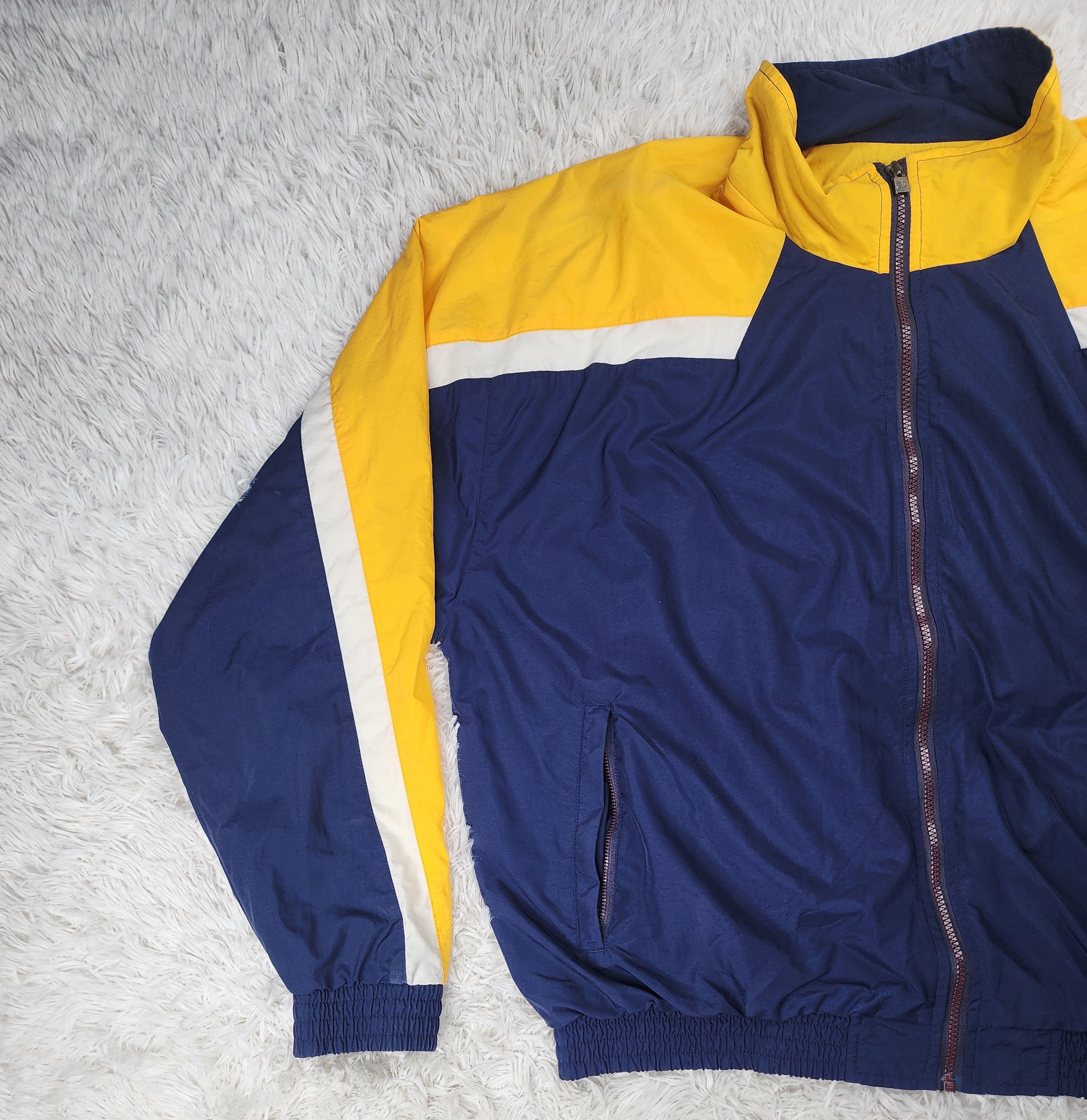 Champion Vintage Champion windbreaker jacket Navy/yellow Size US XL / EU 56 / 4 - 3 Thumbnail