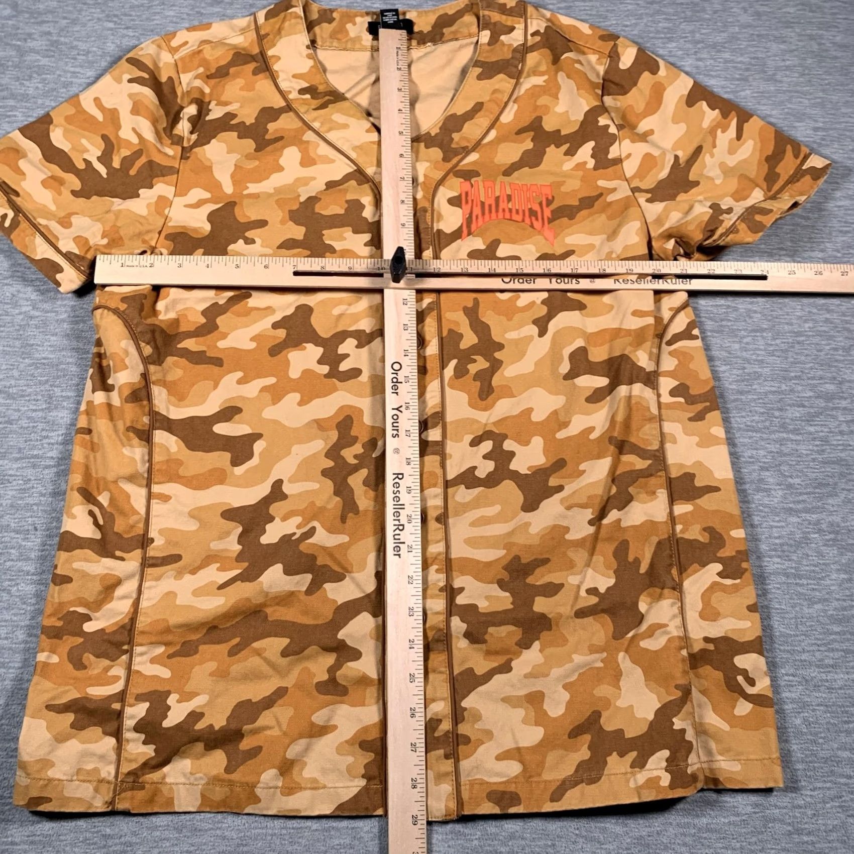 Forever 21 FOREVER 21 Shirt Mens M Brown Camo Baseball Jersey Button Front Paradise Size US M / EU 48-50 / 2 - 6 Thumbnail