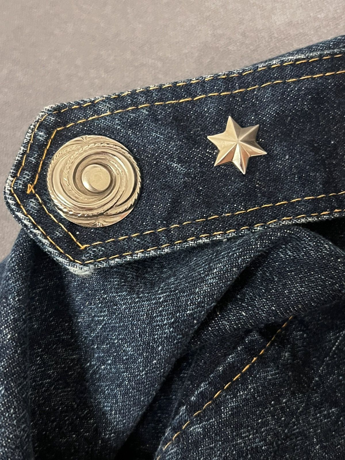 Levi's levi’s vintage 80s raw denim jacket Size M / US 6-8 / IT 42-44 - 2 Thumbnail