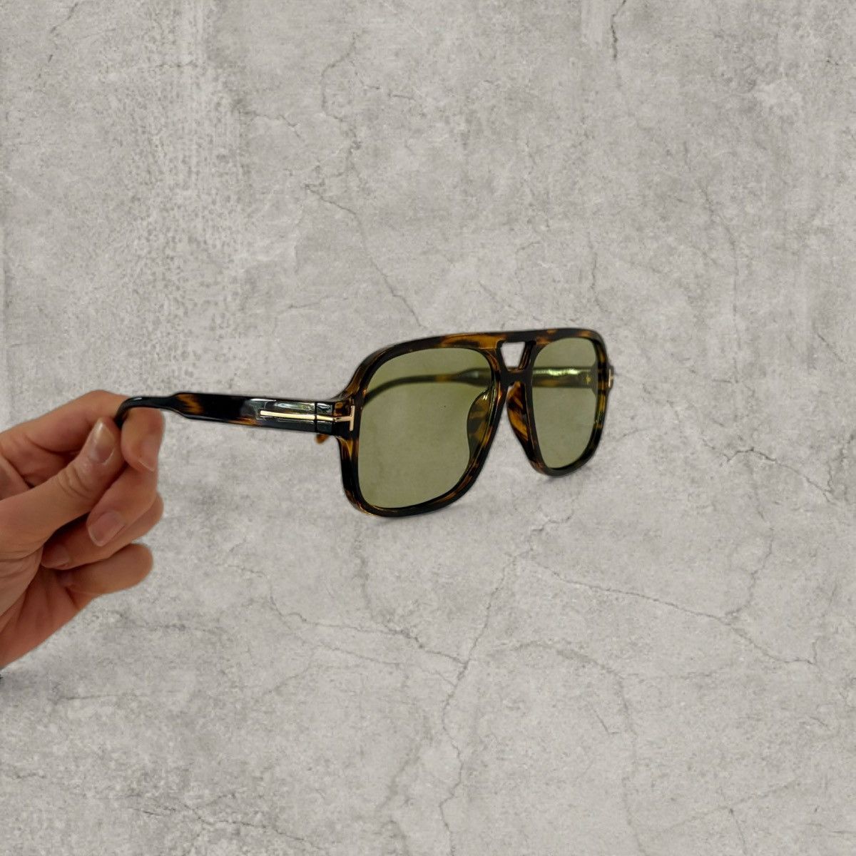 Japanese Brand Aviator sunglasses in green tortoise shell frame. One size Size ONE SIZE - 4 Thumbnail