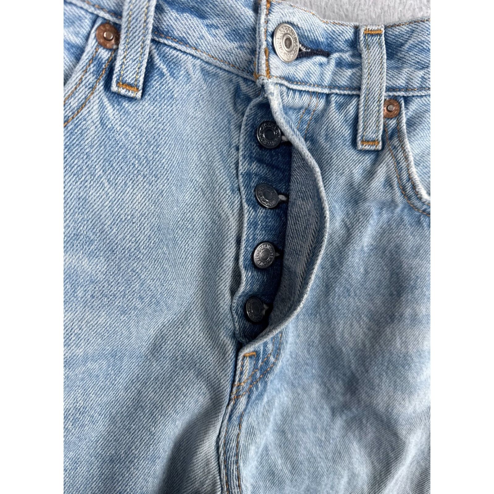 Levi's Levi's 501 Jeans Adult 25 Blue Denim Button Fly Premium Cotton Slim 26x29 Mens Regular 5-Pocket Solid (Medium Wash) Boys? Size US 26 / EU 42 - 7 Thumbnail