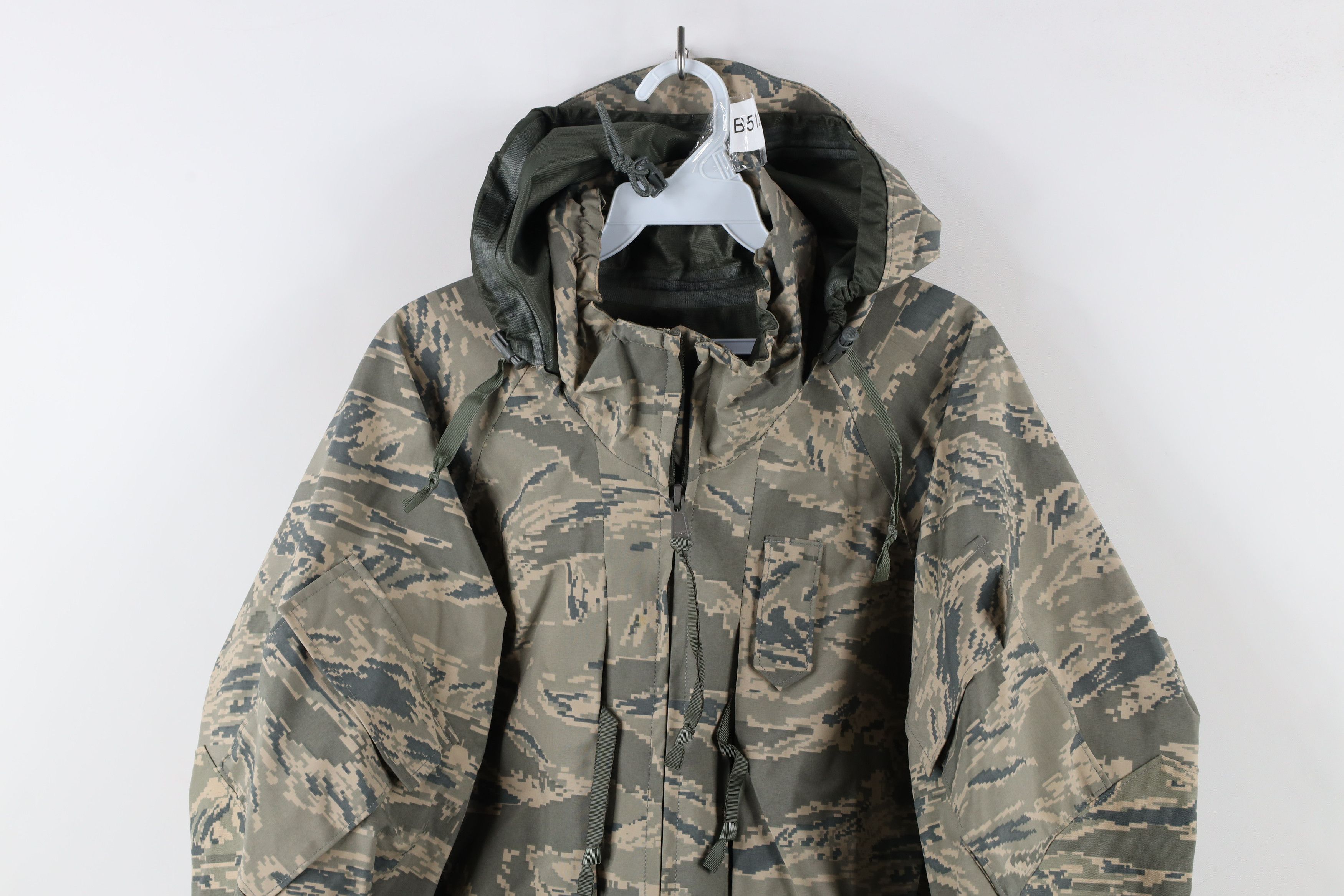 Vintage Vintage US Military Waterproof Stripe Camouflage Jacket Size US M / EU 48-50 / 2 - 2 Thumbnail