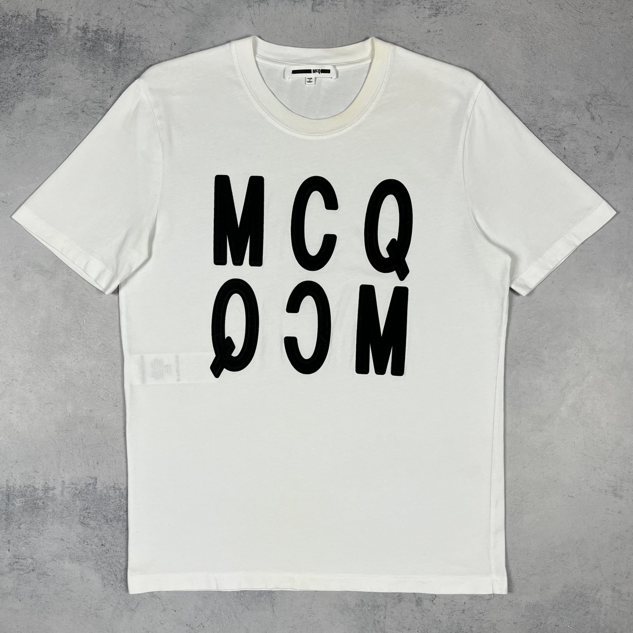 Alexander McQueen Designer Alexander McQueen MCQ Big Logo T Shirt Size US L / EU 52-54 / 3 - 3 Thumbnail