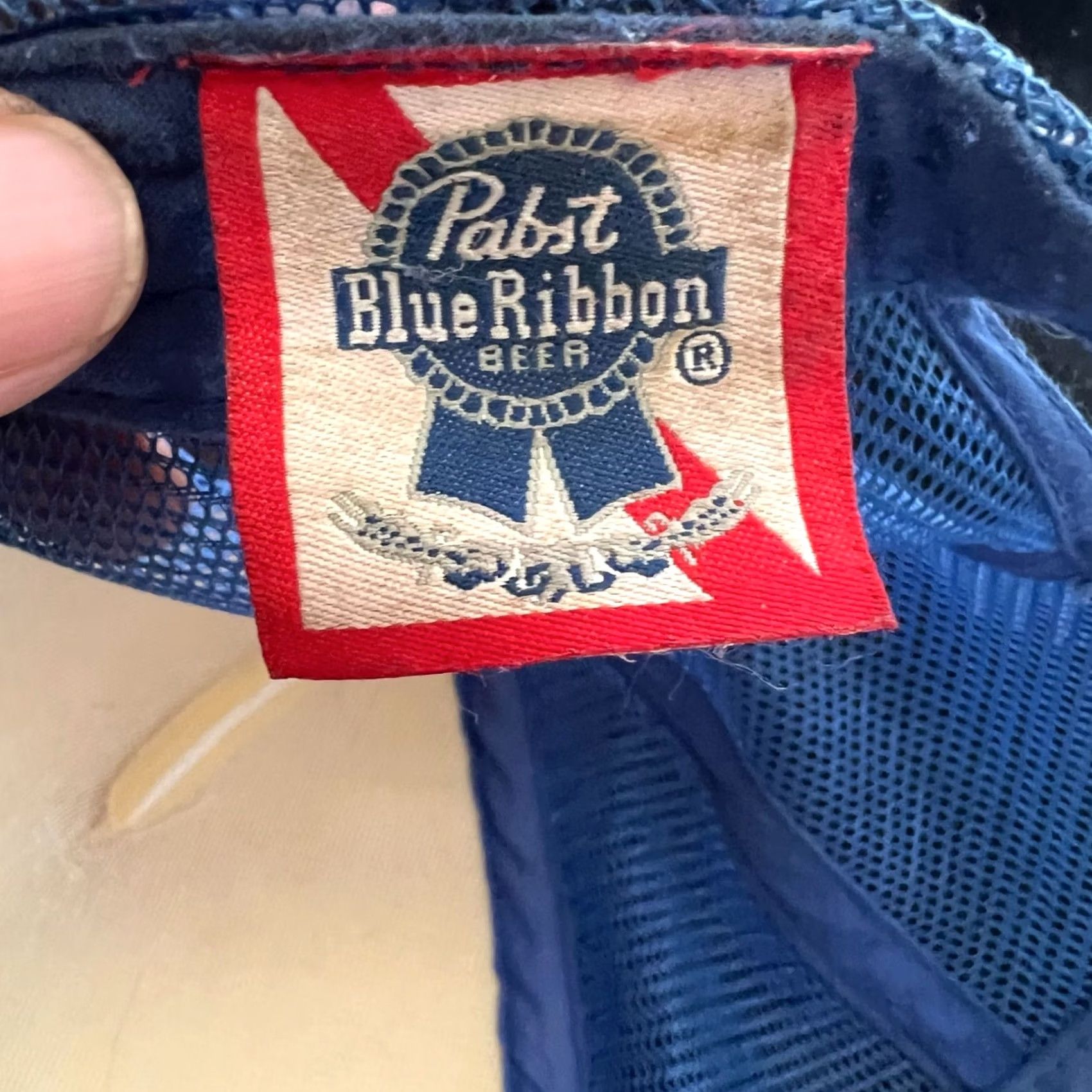 Vintage VINTAGE PABST BLUE RIBBON BEER TRUCKER HAT Red White Blue Snap Back Mens Size ONE SIZE - 7 Thumbnail