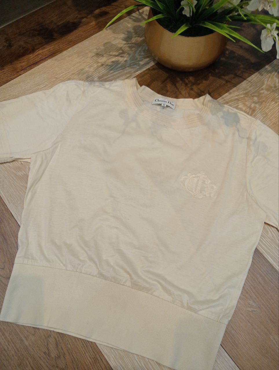 Christian Dior Monsieur CHRISTIAN DIOR CROPPED TOPS - SIZE M CREAM Size M / US 6-8 / IT 42-44 - 3 Thumbnail
