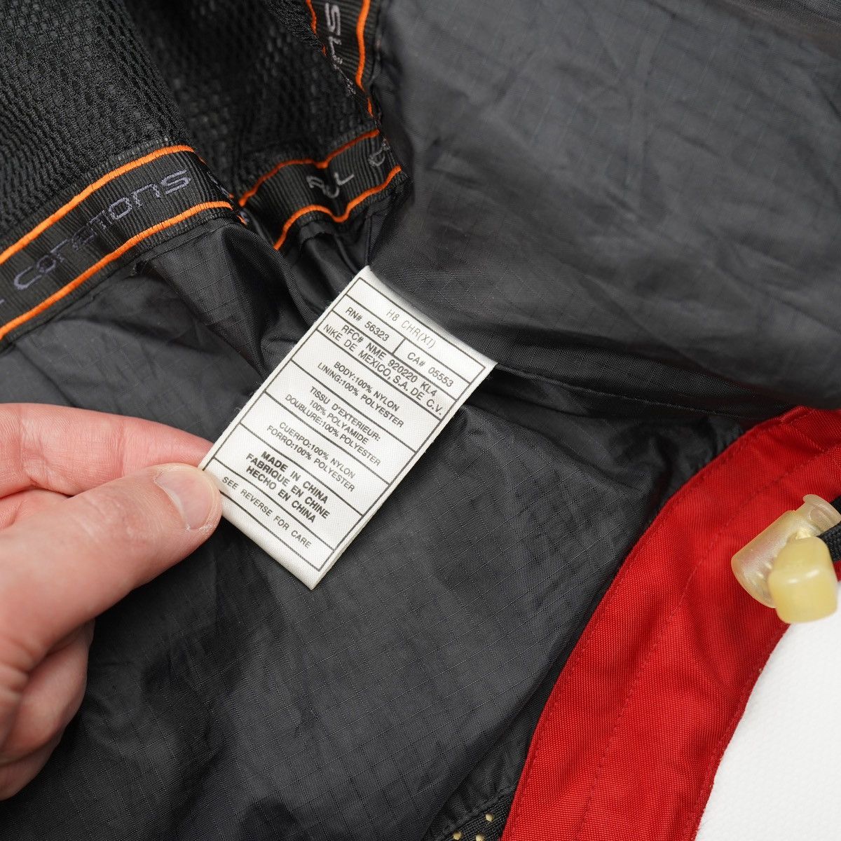Nike ACG Nike ACG Red Jacket Vintage Windbreaker Size US M / EU 48-50 / 2 - 17 Thumbnail
