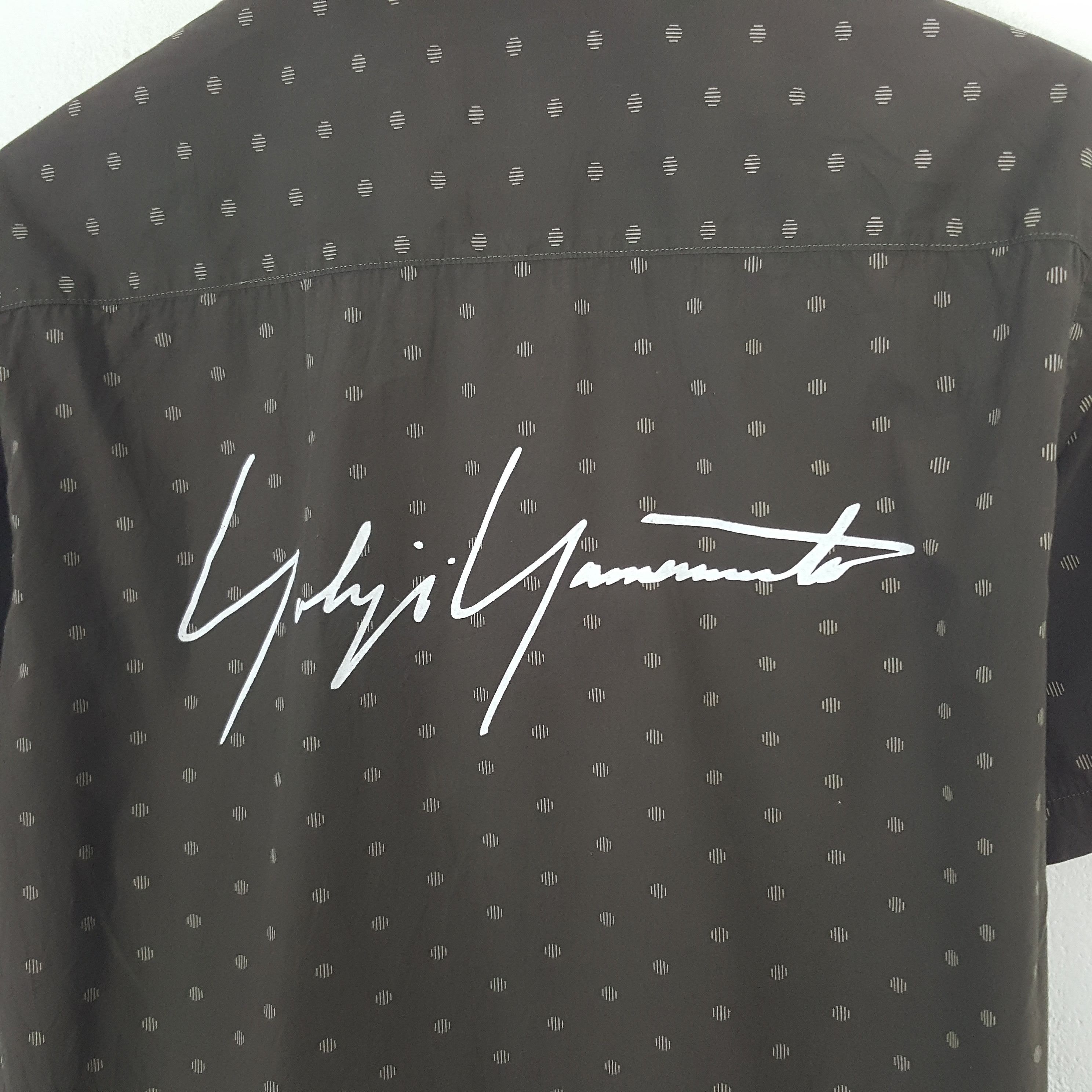 Japanese Brand × Vintage × Yohji Yamamoto Vintage Yohji Yamamoto Custom Art Logo Button Up Shirt Size US L / EU 52-54 / 3 - 2 Thumbnail