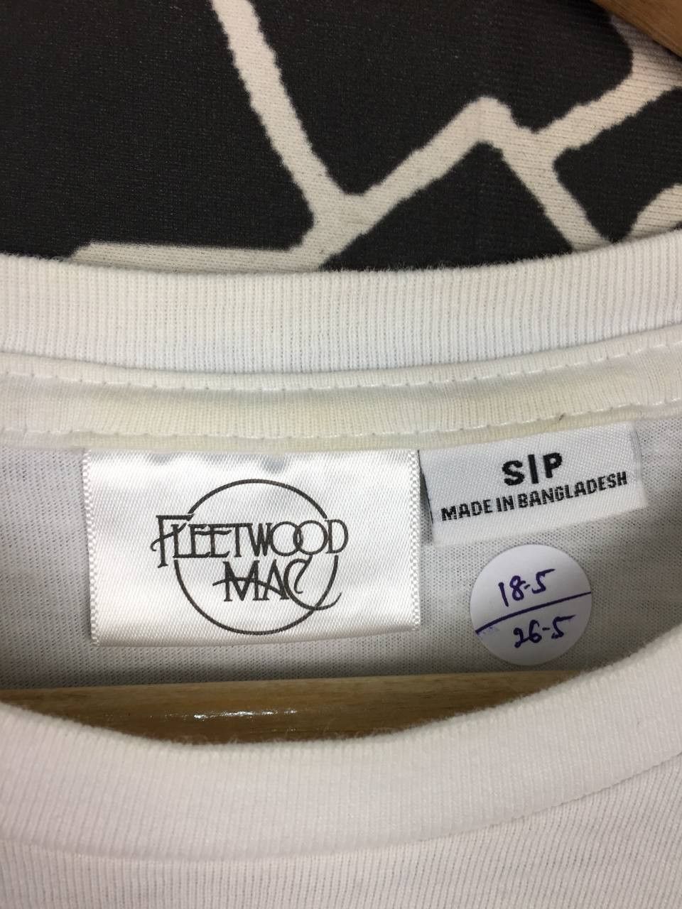 Band Tees × Vintage Fleetwood Mac British Rock Band Rumours Studio Album Tee Size US S / EU 44-46 / 1 - 8 Thumbnail