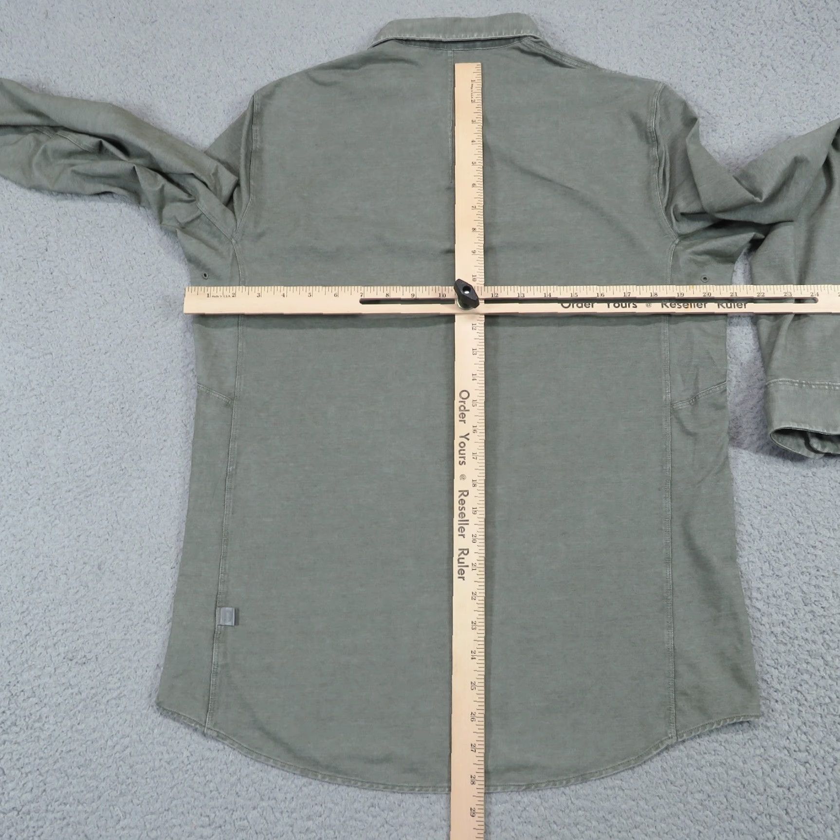 Lululemon Lululemon Shirt Men Small Commission Button Up Tech Enzyme Dye Olive Grey Size US S / EU 44-46 / 1 - 7 Thumbnail