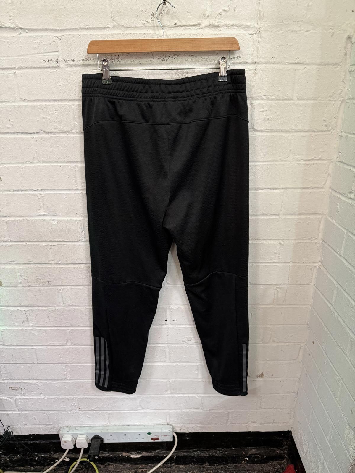Adidas Adidas Men's Black Joggers Size M Size US 32 / EU 48 - 2 Thumbnail