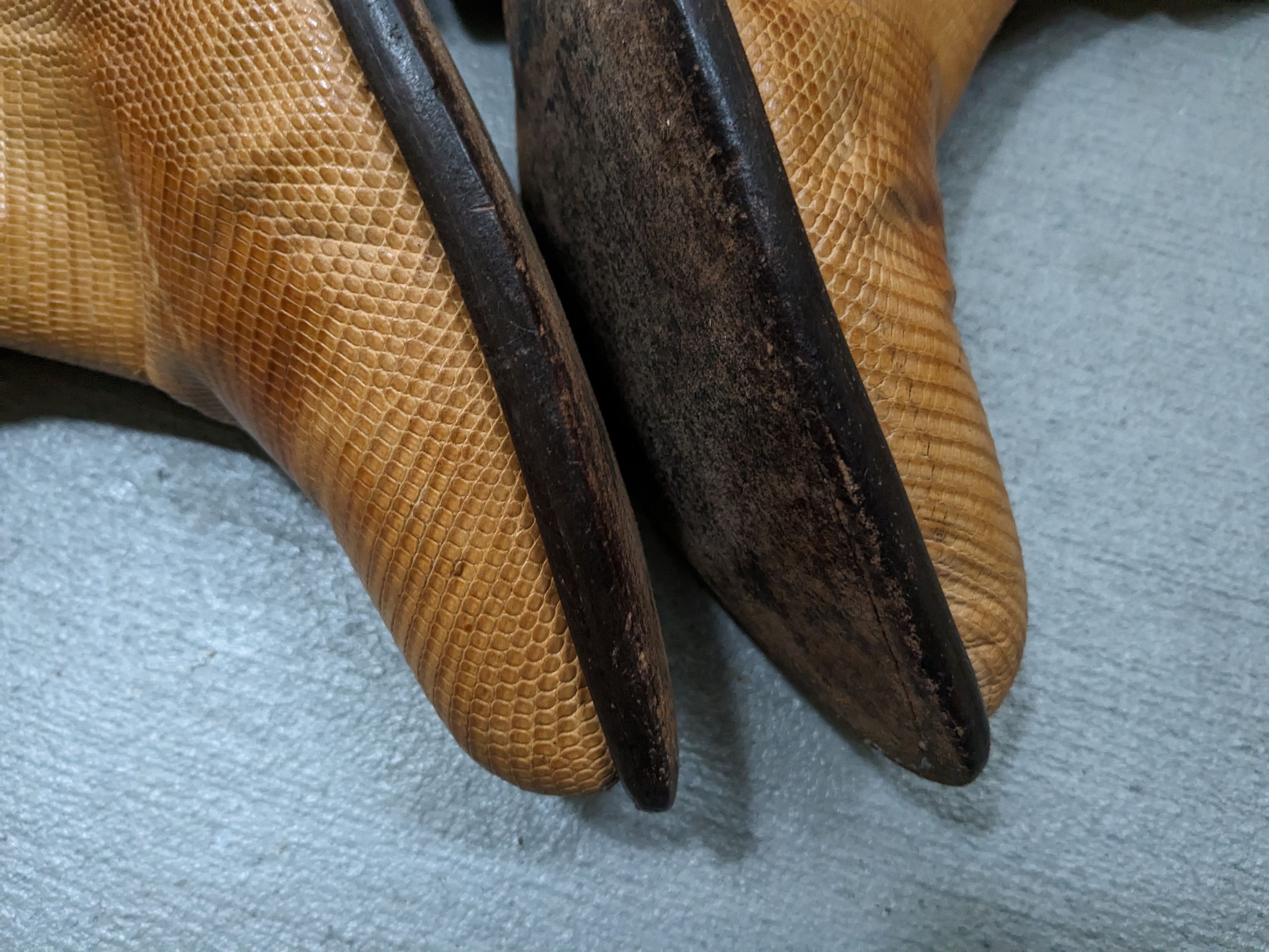Genuine Leather Vintage Cowboy Boots Yellow Lizard 8 Wide Leather USA Size US 8 / EU 41 - 8 Thumbnail